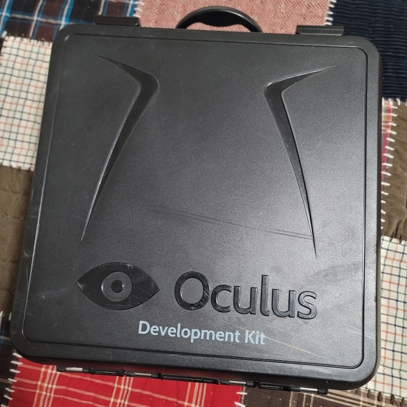Oculus Rift DK1 - - Development Kit - Picture 2 of 2